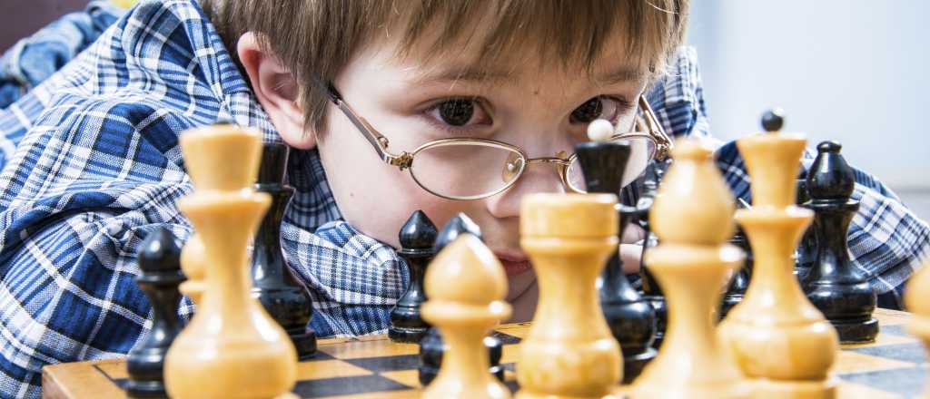 ¿Los zurdos son más inteligentes que los diestros?