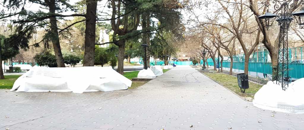 Así "enlataron" la Plaza España para remodelarla