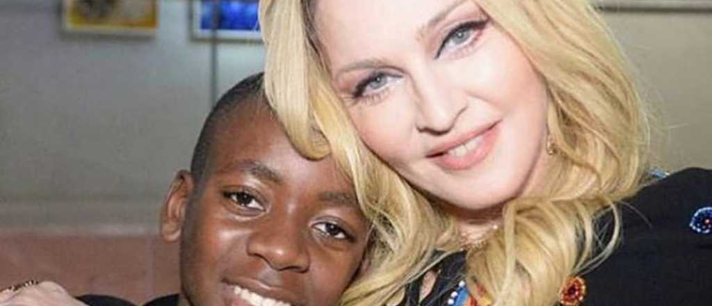 Por pedido de su hijo adoptivo, Madonna abrirá una escuela de fútbol en África