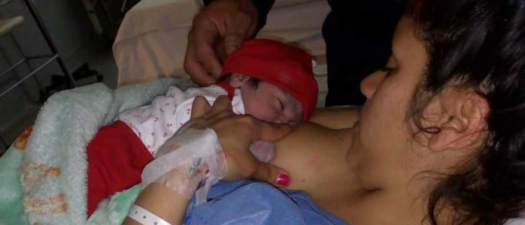 Dos polic&iacute;as sanjuaninos ayudaron a una mujer a parir en su casa