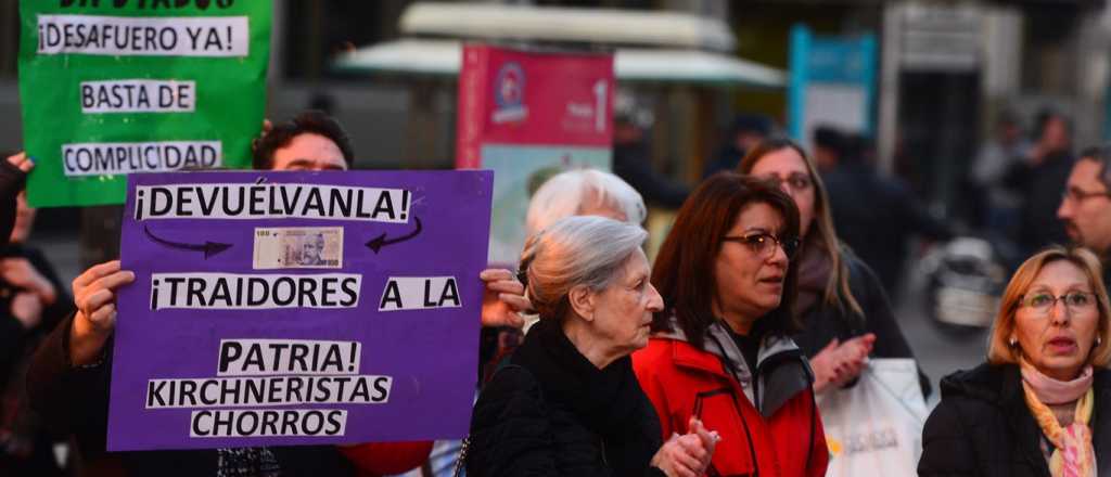 El repudio a CFK se escuchó en Mendoza 
