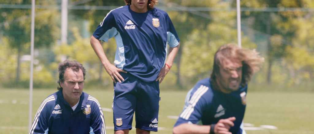 Bielsa le pidió disculpas públicas a Crespo, 16 años después del Mundial