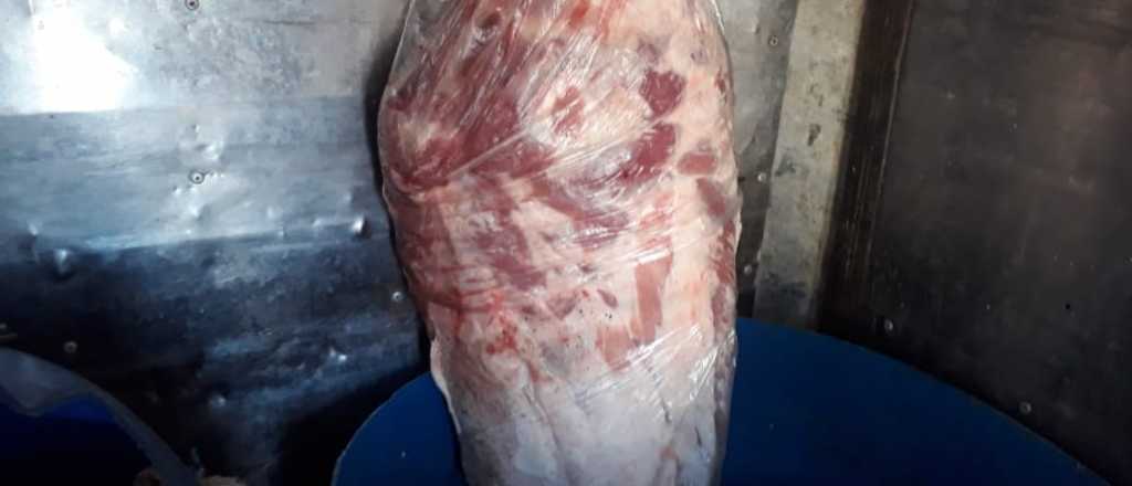Secuestraron 170 kilos de carne contrabandeada y sin higiene en Godoy Cruz
