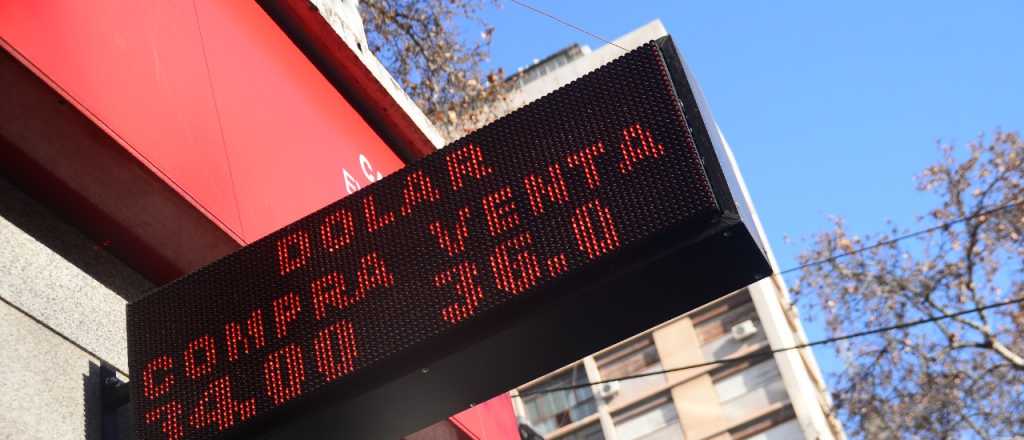 El d&oacute;lar hoy: un d&iacute;a de mi&eacute;rcoles