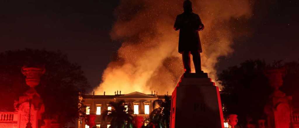 Se incendió el Museo Nacional de Brasil, uno de los más grandes de América Latina