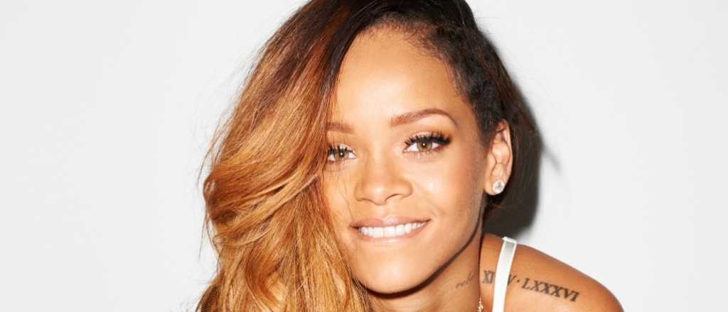 ¿Qué se hizo en la cara Rihanna?