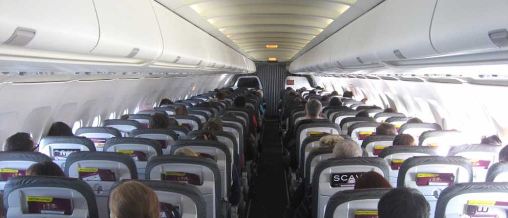 Emocionante momento en reciente vuelo de Germanwings: "Los llevar&eacute; sanos y salvos"