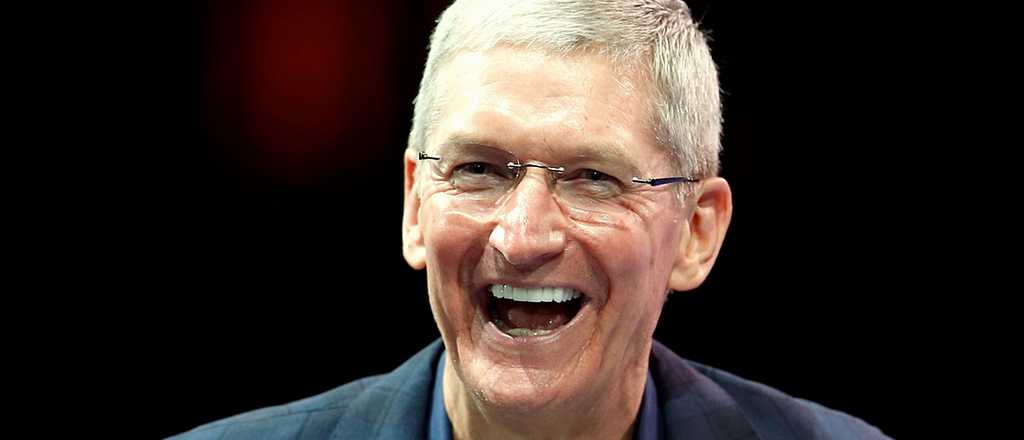 El CEO de Apple don&oacute; toda su fortuna: &iquest;qu&eacute; podr&iacute;a hacer en la Argentina?