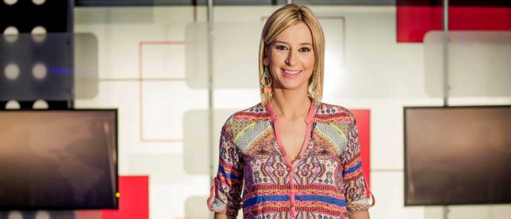 Una periodista de C5N se cay&oacute; de la bicicleta al aire durante el noticiero