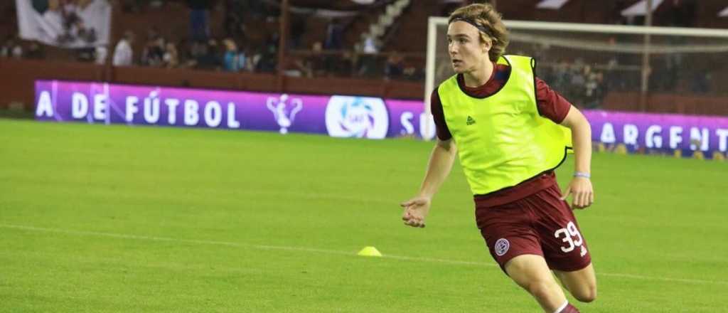 La historia del adolescente de Lan&uacute;s que emocion&oacute; a todos con su llanto