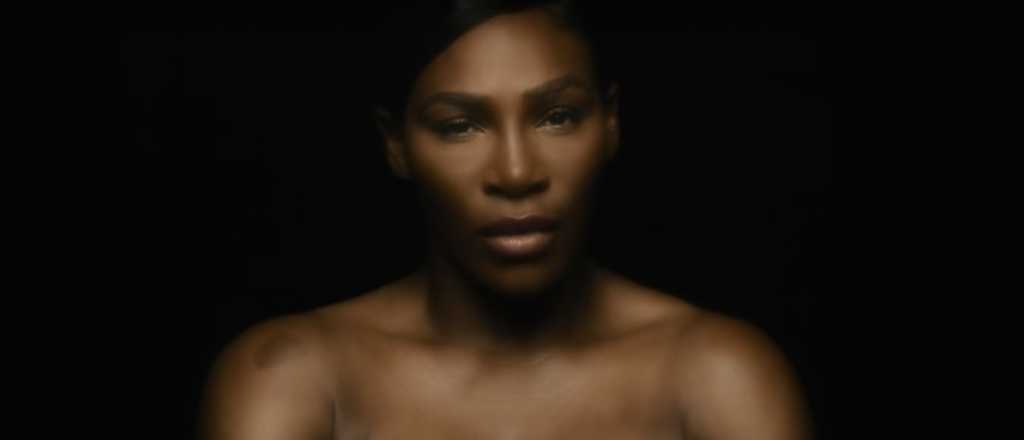 &iquest;Por qu&eacute; Serena Williams hizo un video en topless?
