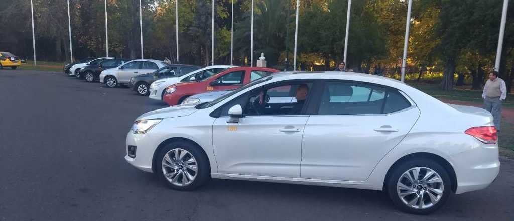 ¿Estás buscando trabajo? Contactate con Mendoza Remís