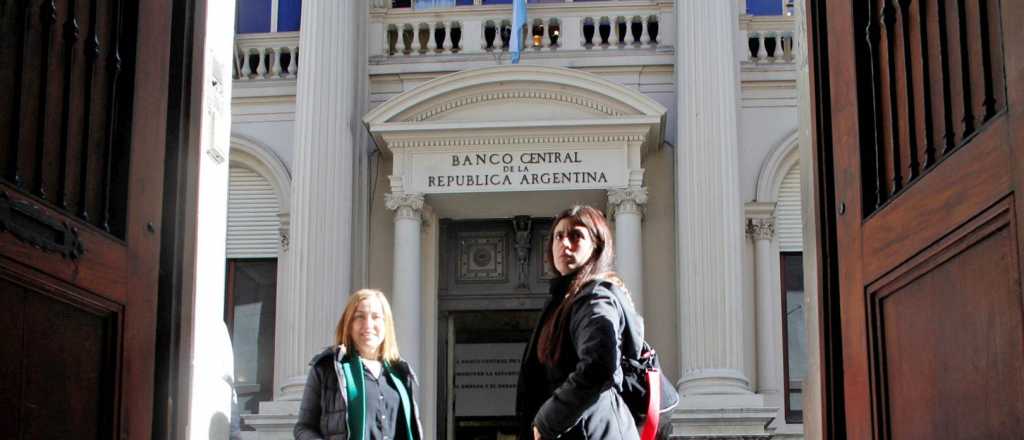 Argentina evita el default y aumentan la reservas del Banco Central
