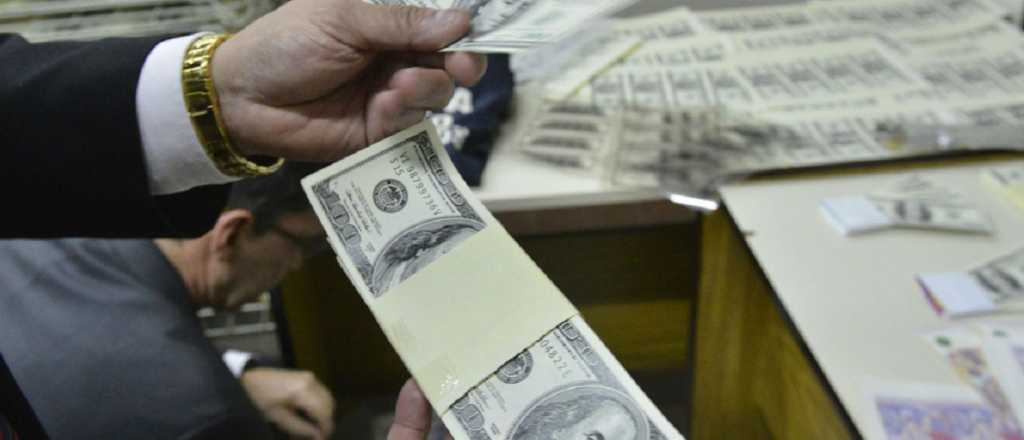 Temor por otra fuerte devaluación si el campo no liquida la cosecha