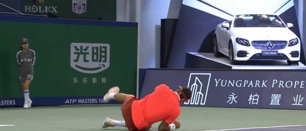 Del Potro sufri&oacute; una ca&iacute;da y debi&oacute; retirarse lesionado