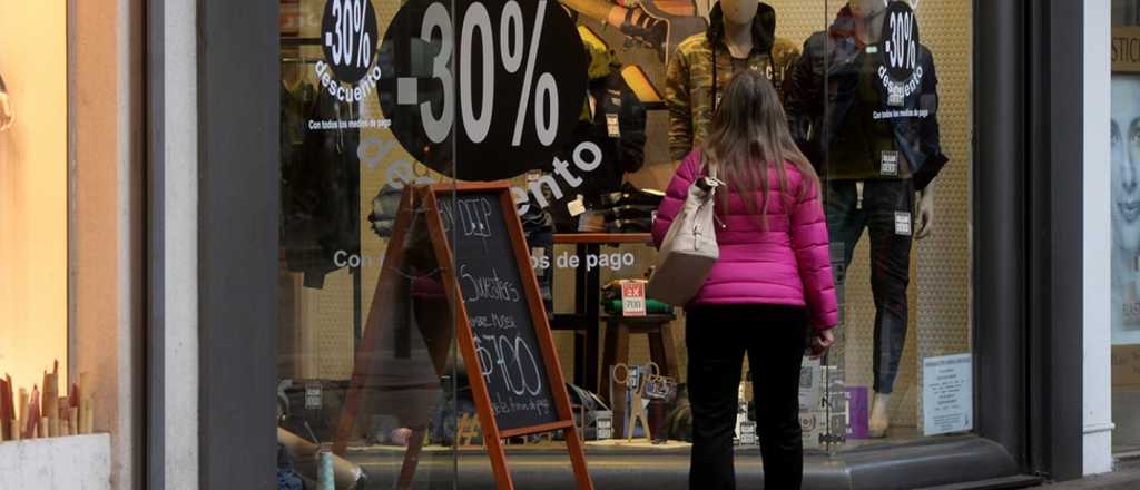 La actividad económica cayó 1,5% en abril 