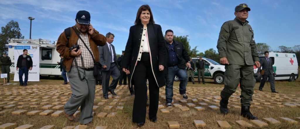 Bullrich le contest&oacute; a Kicillof: "A los narcos los metemos presos"