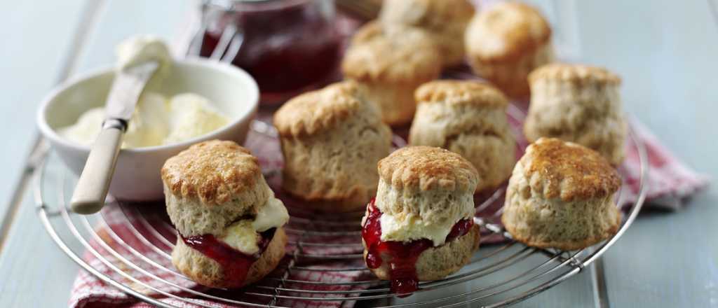 Hacelo vos: cositas dulces para agasajar en un desayuno a mam&aacute;