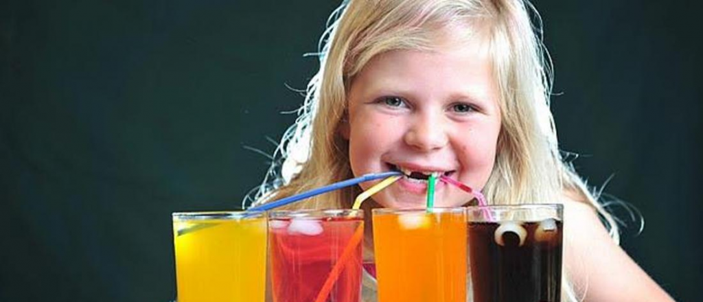 El 60% de niños menores de 5 años consumen solamente bebidas azucaradas