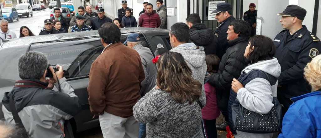 Familiares y amigos dieron el último adiós a Sheila