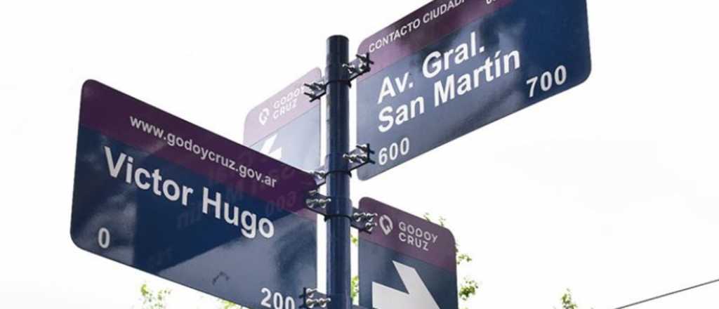 Godoy Cruz renueva casi mil carteles con nombres de las calles
