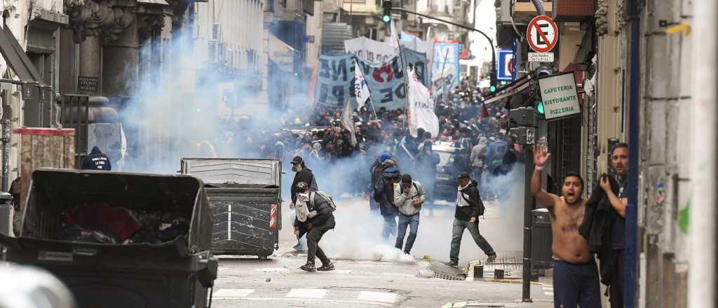 Intelectual K dice que el Gobierno podr&iacute;a fraguar incidentes para reprimir