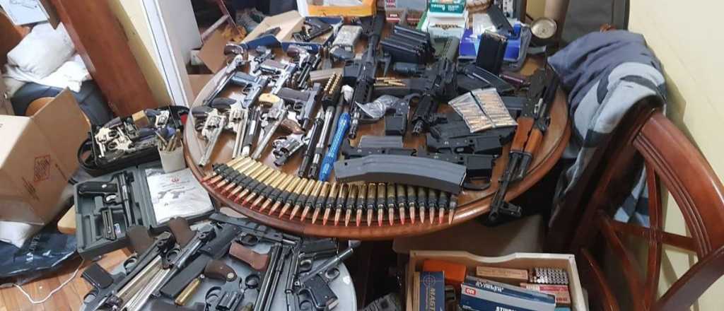 Desbarataron una banda de tráfico de armas que operaba en Mendoza