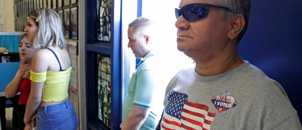 Aseguran que Trump crear&aacute; un tercer partido con la derecha