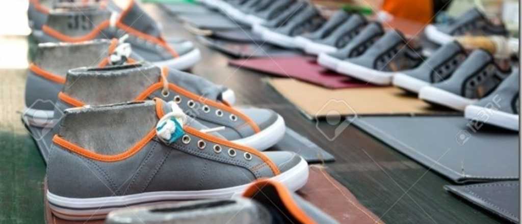 650 empleados en la calle por el cierre de una fábrica de zapatillas