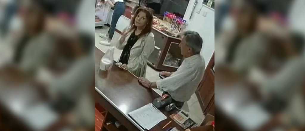 Video: as&iacute; rob&oacute; alfajores una mujer que fue con su pareja a tomar helado
