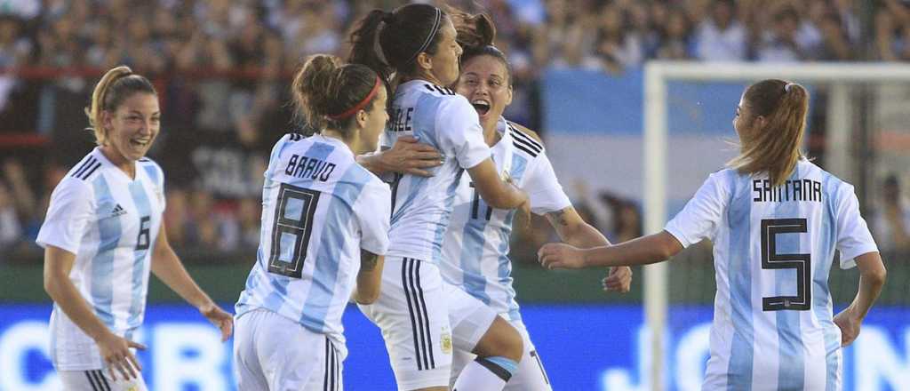 La Selección Femenina metió un pie y medio en el Mundial