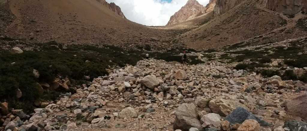 Murieron dos andinistas tras un accidente en el Cajón de Arenales