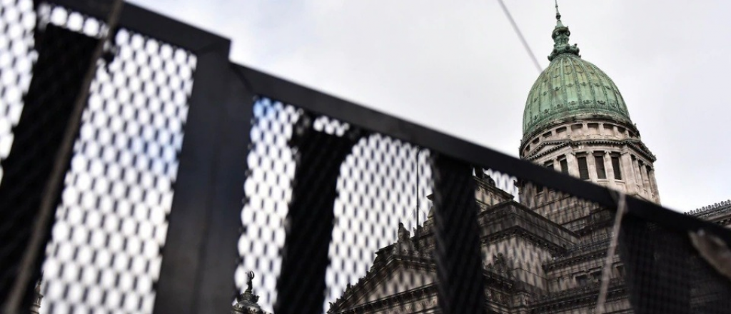 El Senado discute hoy el Presupuesto 2019 y el macrismo blinda el Congreso