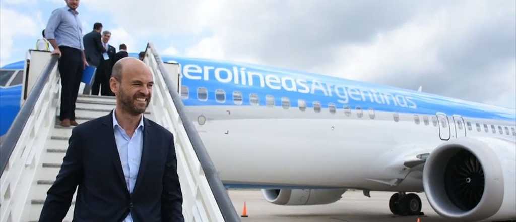 El ministro de Transporte advirtió que Aerolíneas podría sufrir un "achique"