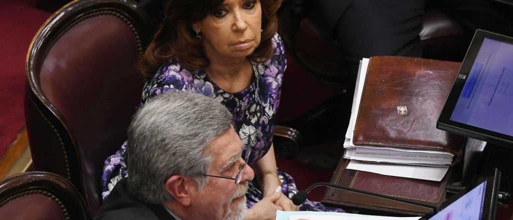 Senadores de Cambiemos insistirán con sacarle los fueros a Cristina