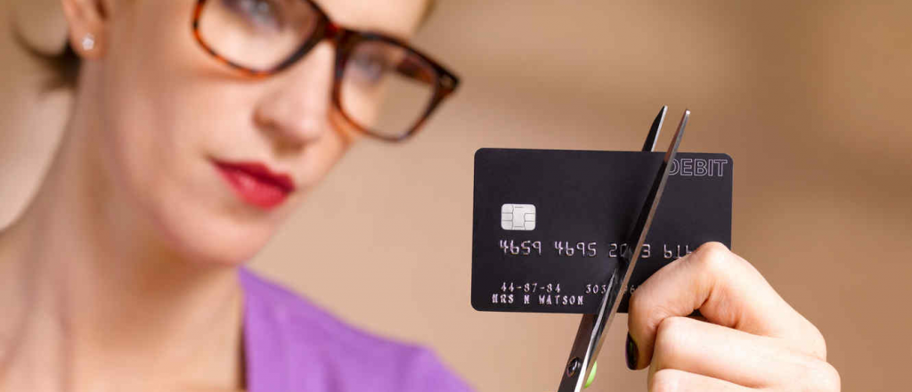 ¿Cómo terminar con las deudas de las tarjetas de crédito?