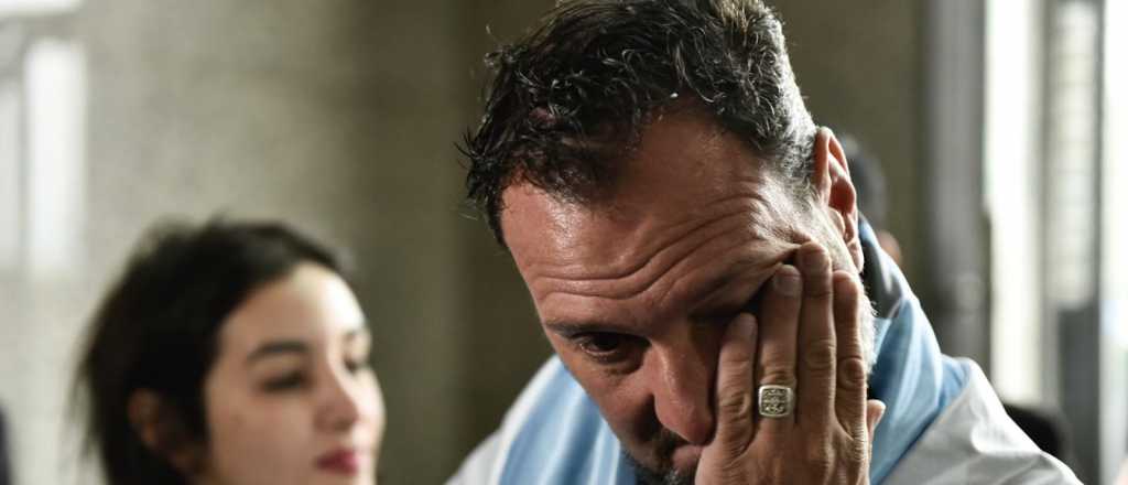 As&iacute; les comunic&oacute; a las familias el padre de un tripulante desde el barco