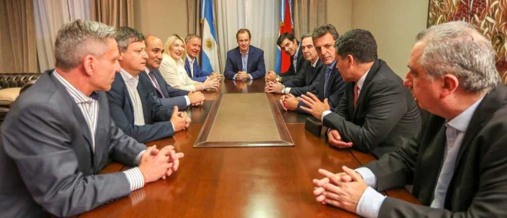 El "PJ Alternativo" sum&oacute; a siete gobernadores y conform&oacute; "Alternativa Federal"