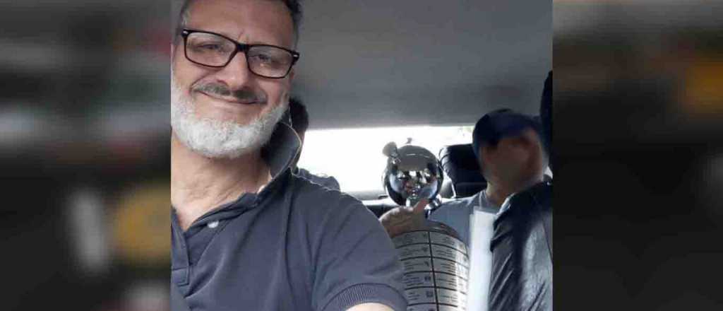 El trofeo de la Copa Libertadores dejó el Monumental en taxi