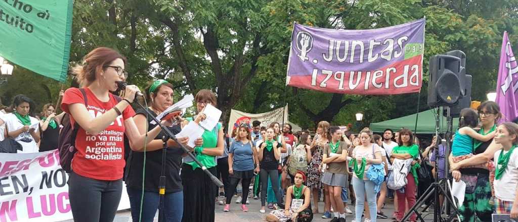 Marcharon en Mendoza por la violencia contra la mujer