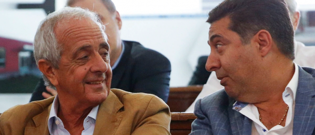 Angelici le peg&oacute; a River: "Del arbitraje no me quejo"