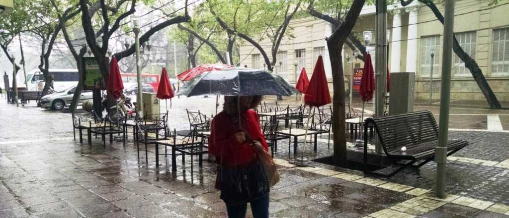 Se esperan lluvias intensas durante este lunes en Mendoza