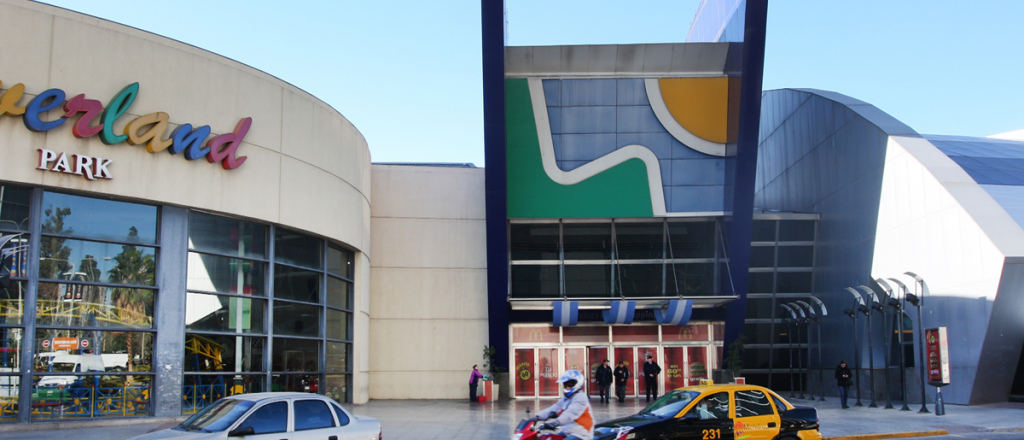 Nación habilita shoppings y centros comerciales para Mendoza 