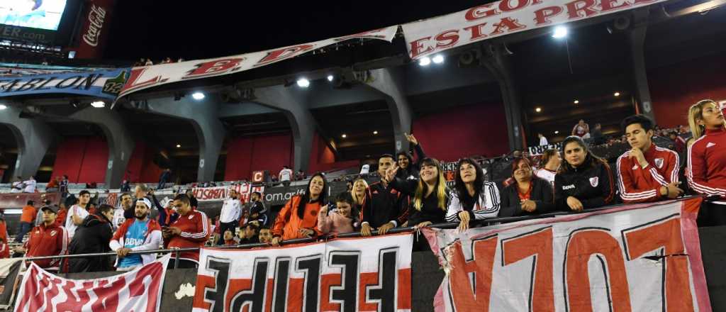 Hinchas vs barras: en River cantaron contra Los Borrachos del Tabl&oacute;n