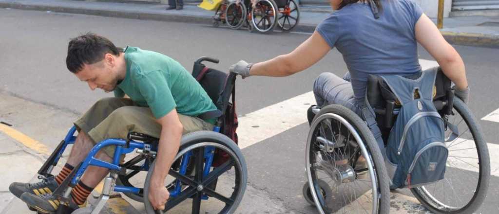 Dejan sin efecto una "traba" de Macri para pensiones por discapacidad