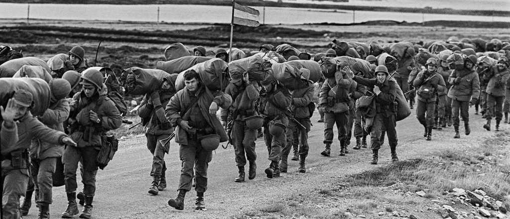 Serán indagados 18 militares por tortura de soldados en Malvinas