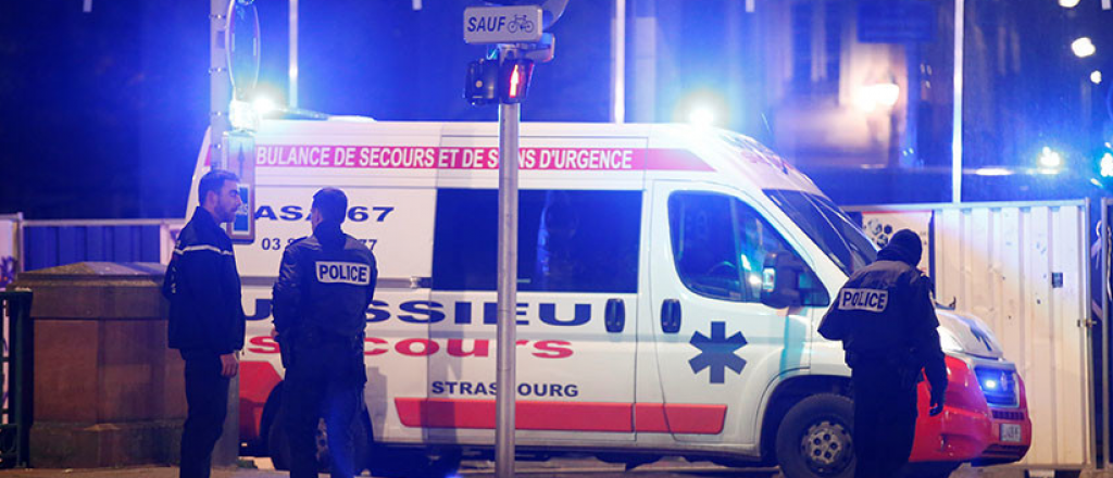 Dos muertos y once heridos tras un tiroteo en un mercado de Francia