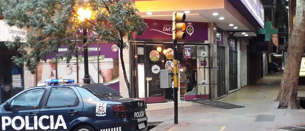 Robaron una farmacia en pleno microcentro