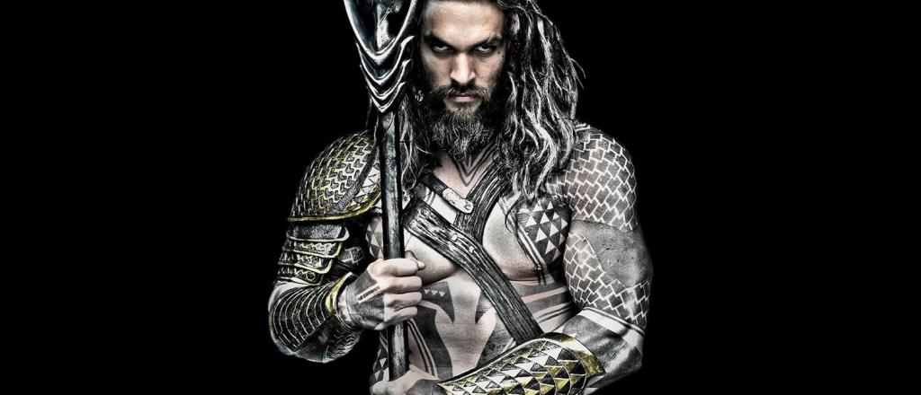 Jason Momoa "perdi&oacute; los adbominales" y los fans enloquecieron