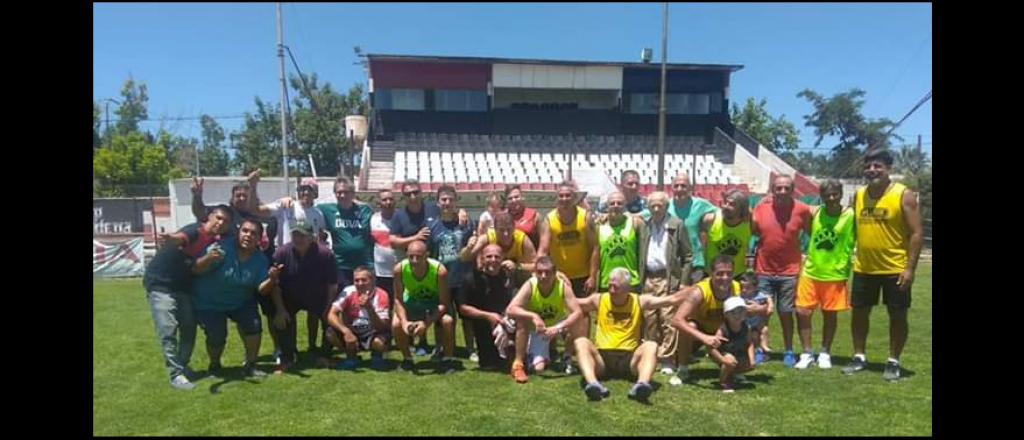 Deportivo Maipú cumplió años y lo celebró con un partido lleno de glorias